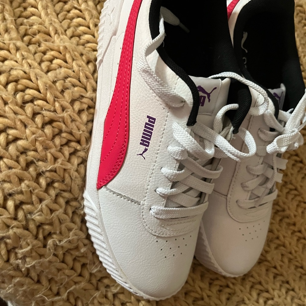 Puma White and Red Sneakers